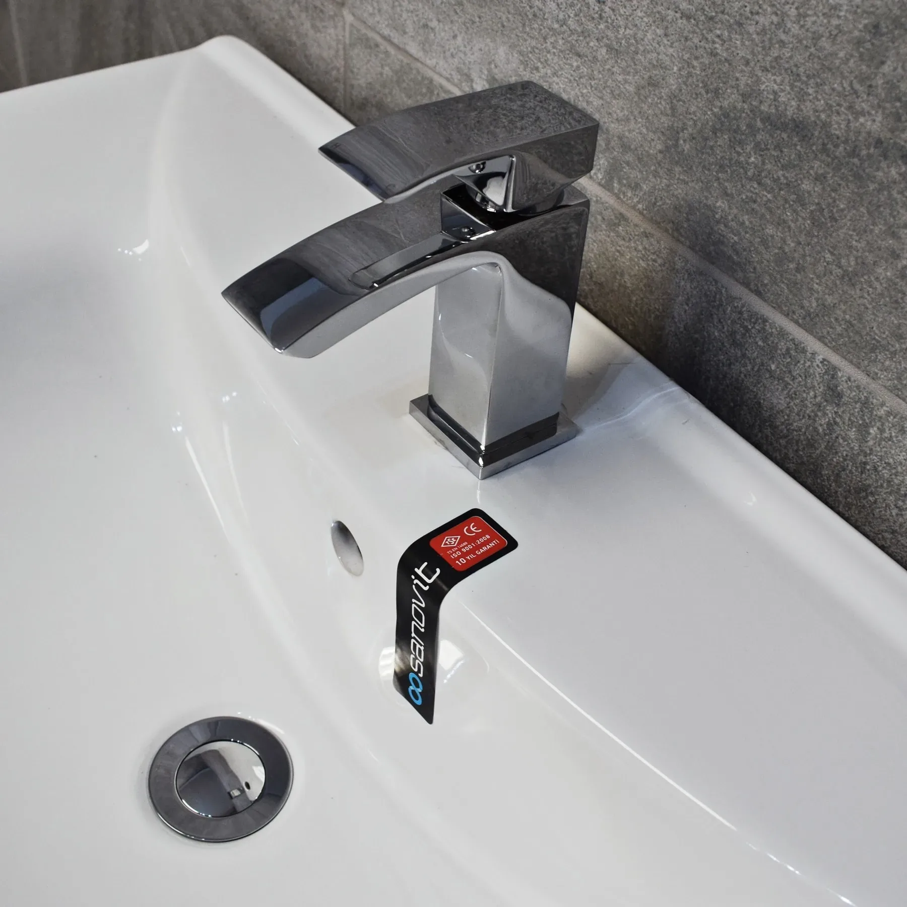 750mm Glossy Anthracite Sink Basin Vanity Unit Set Storage Unit + Toilet Set 6 750mm Glossy Anthracite Sink Basin Vanity Unit Set Storage Unit + Toilet Set - Image 4