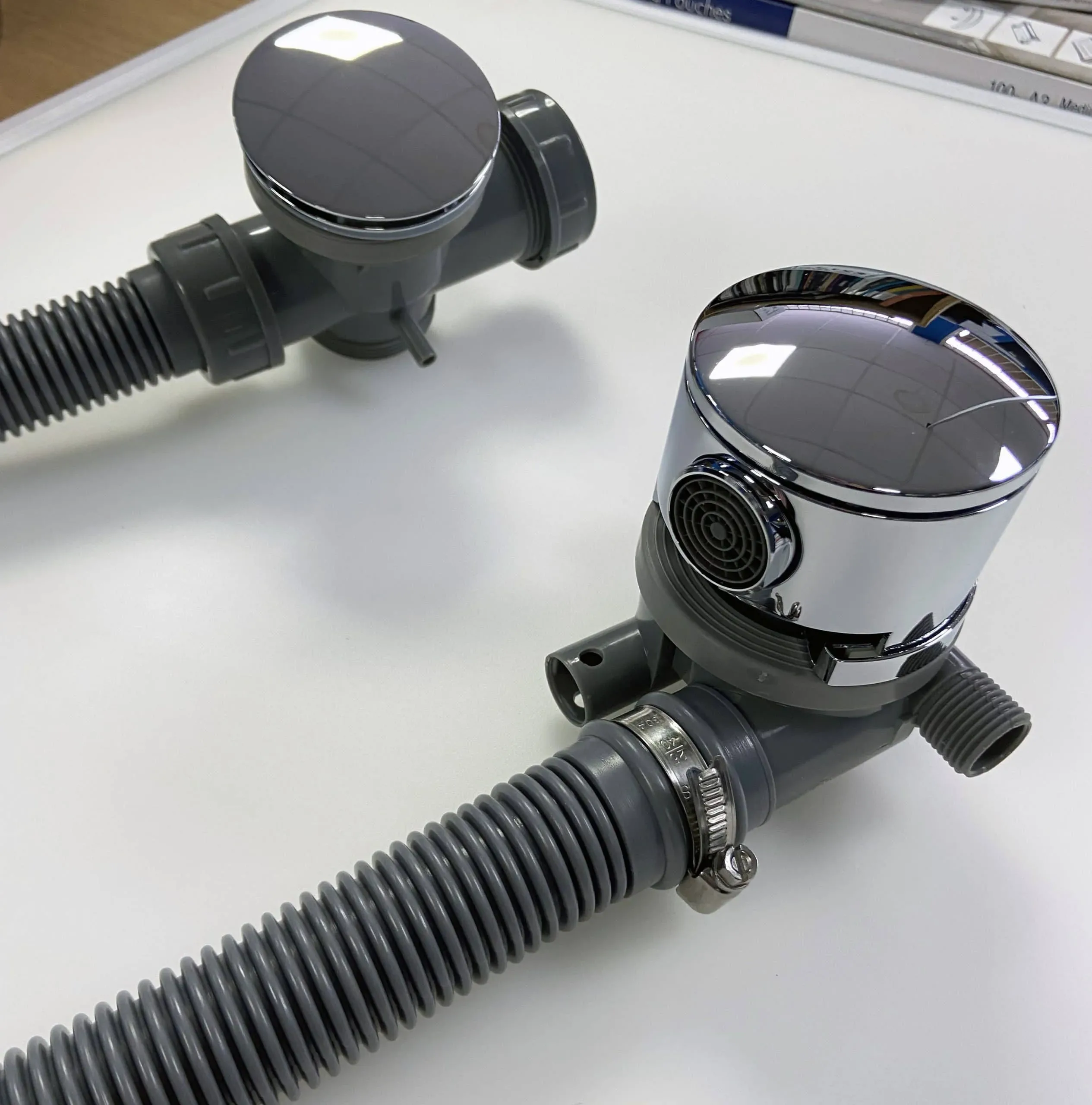 Pressfill Overflow Bath Filler + Triple Function Valve + Dual Shower Heads 6 Pressfill Overflow Bath Filler + Triple Function Valve + Dual Shower Heads - Image 4