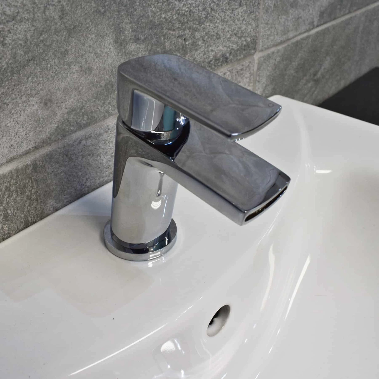 1350mm Anthracite Drawerline Vanity Set Bathroom Storage Toilet + Basin 7 1350mm Anthracite Drawerline Vanity Set Bathroom Storage Toilet + Basin - Image 5