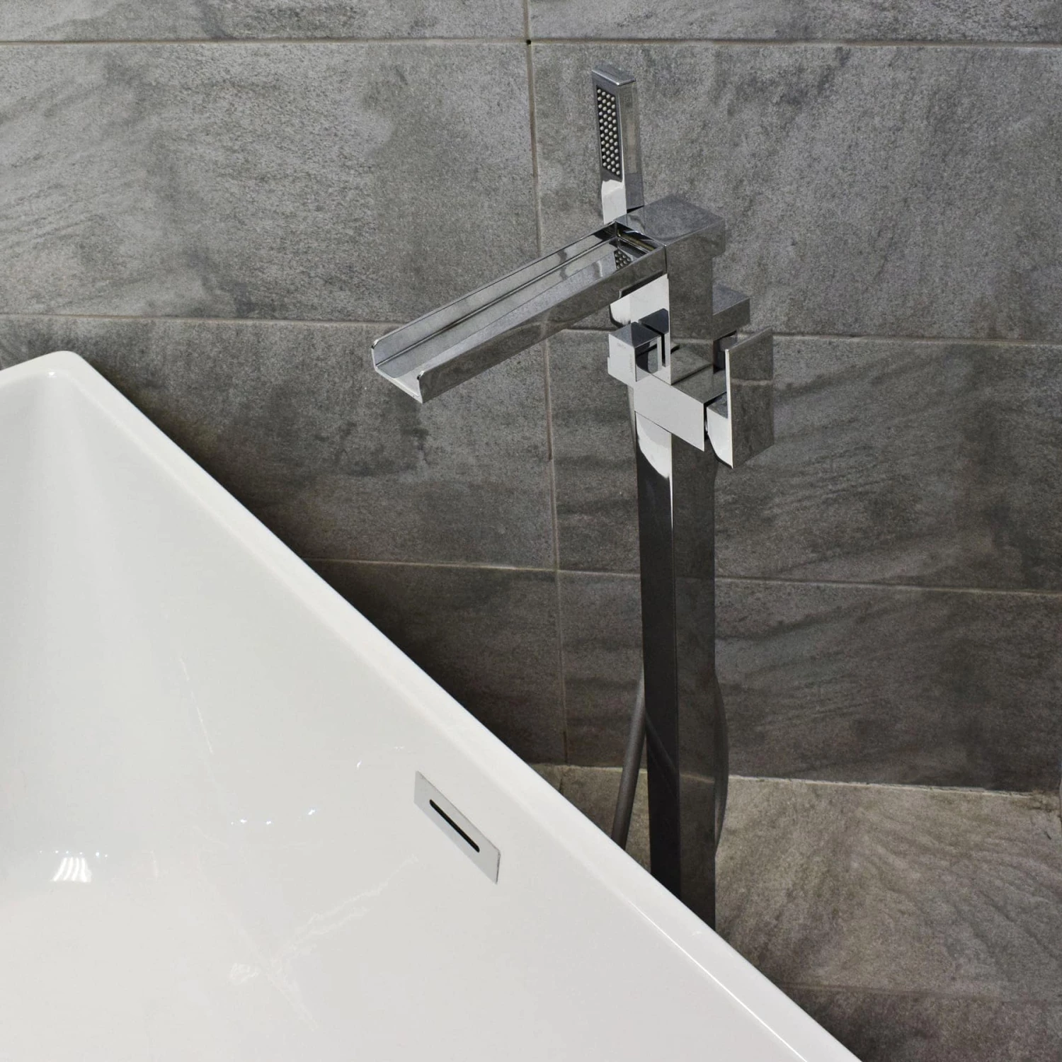 Guila Luxury Square Style With Slimline Rim Freestanding Bath 1600mm X 750mm 5 Guila Luxury Square Style With Slimline Rim Freestanding Bath 1600mm X 750mm - Image 3