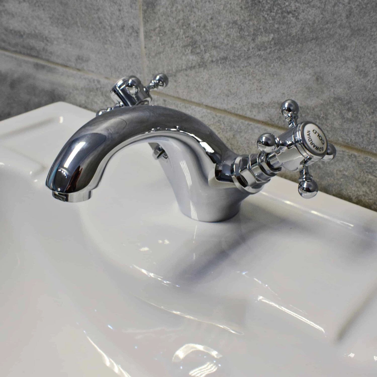 Chichester 600 Or 700mm Bathroom Vanity Unit Dark Grey 1 Tap Hole Ceramic Basin 8 Chichester 600 Or 700mm Bathroom Vanity Unit Dark Grey 1 Tap Hole Ceramic Basin - Image 6