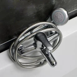 Chrome Single Lever Bath Shower Mixer Tap With Shower Head & Hose
