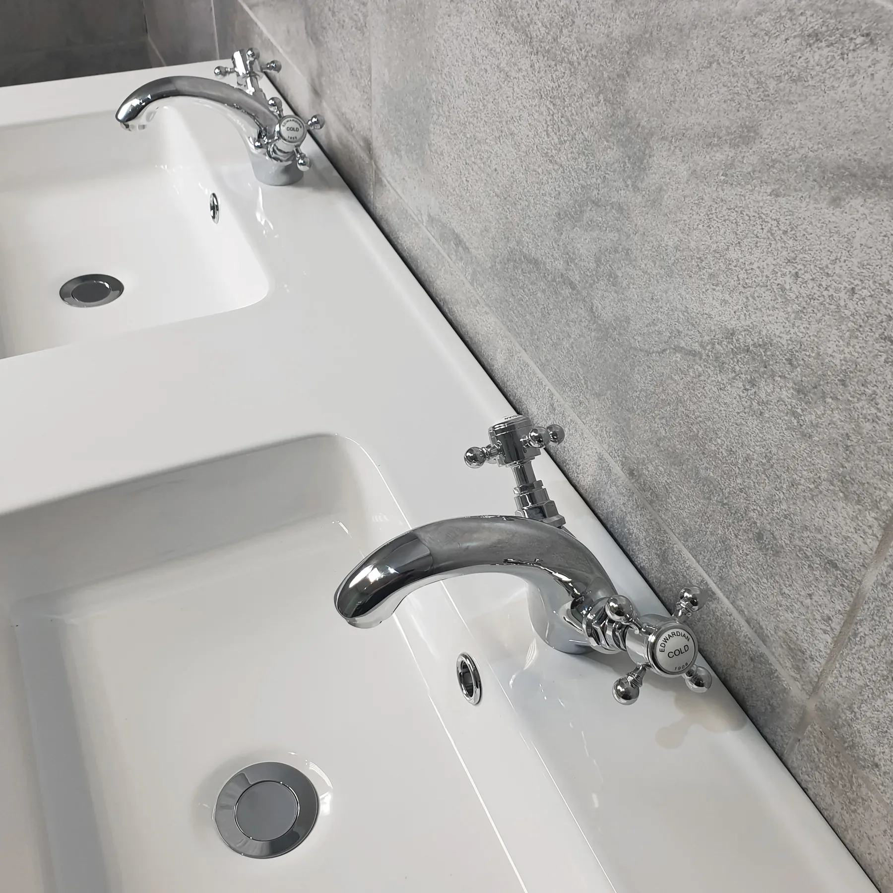 Double Vanity Basin His And Hers Twin Sink Bathroom Ceramic Modern Square Style 5 Double Vanity Basin His And Hers Twin Sink Bathroom Ceramic Modern Square Style - Image 3