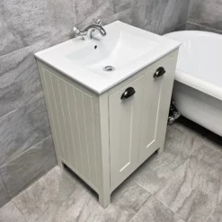 Derby Complete Traditional Roll Top Freestanding Bath Suite Inc Vanity Unit 25 Derby Complete Traditional Roll Top Freestanding Bath Suite Inc Vanity Unit -UK Bathroom Products Sales 2024 KIT831 MO Basin jpg webp