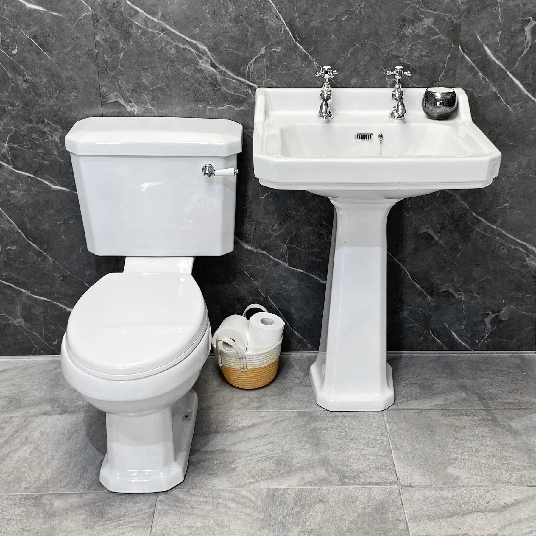 Carlton Imelda Traditional Complete Bathroom Suite Inc Anti Slip Bath + Taps 7 Carlton Imelda Traditional Complete Bathroom Suite Inc Anti Slip Bath + Taps - Image 5