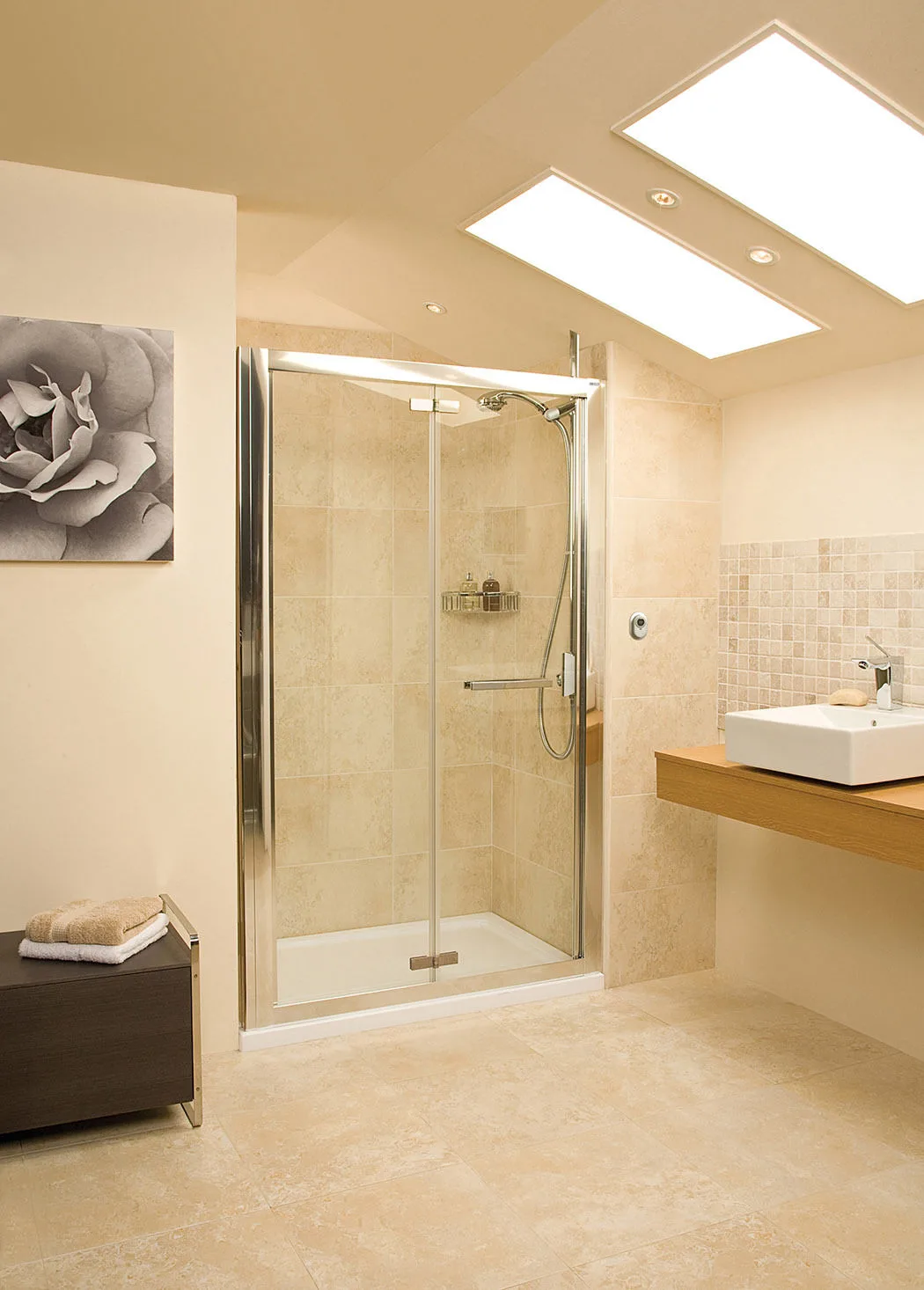 Roman – Embrace Shower Bi-Fold Door (760mm, 800mm, 900mm And 1000mm) 3 Roman – Embrace Shower Bi-Fold Door (760mm, 800mm, 900mm And 1000mm)