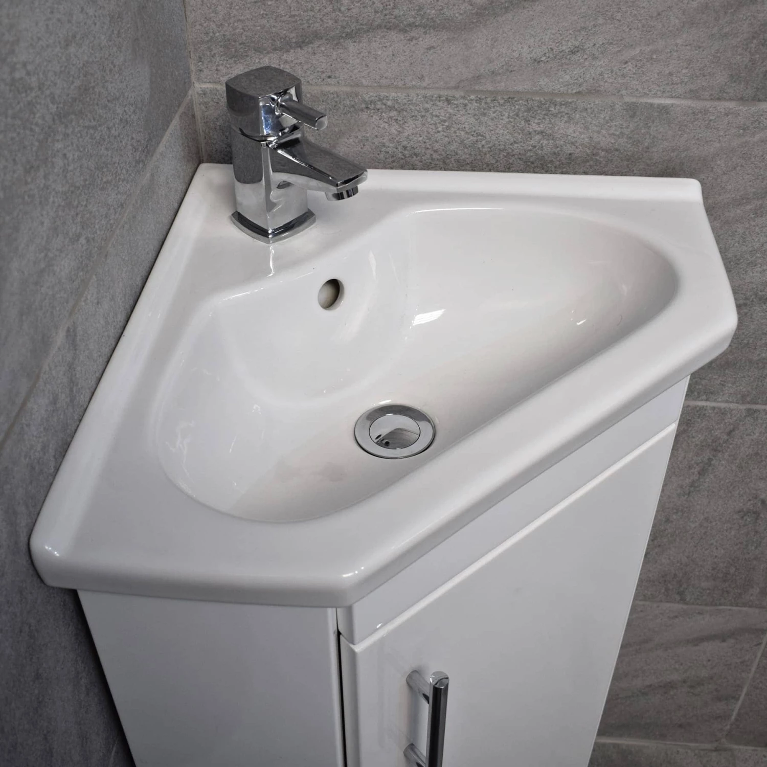 Sindee Rimless Short Projection Toilet & Corner Basin Vanity Cloakroom Suite 6 Sindee Rimless Short Projection Toilet & Corner Basin Vanity Cloakroom Suite - Image 4