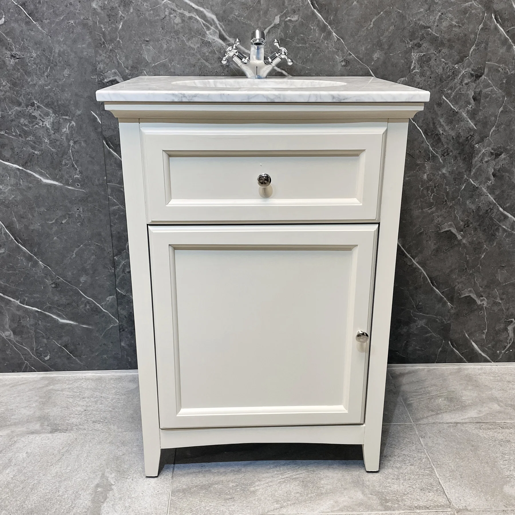 Savoy Traditional Style White Or Grey 600mm Vanity Unit Inc. Worktop & Basin 4 Savoy Traditional Style White Or Grey 600mm Vanity Unit Inc. Worktop & Basin - Image 2
