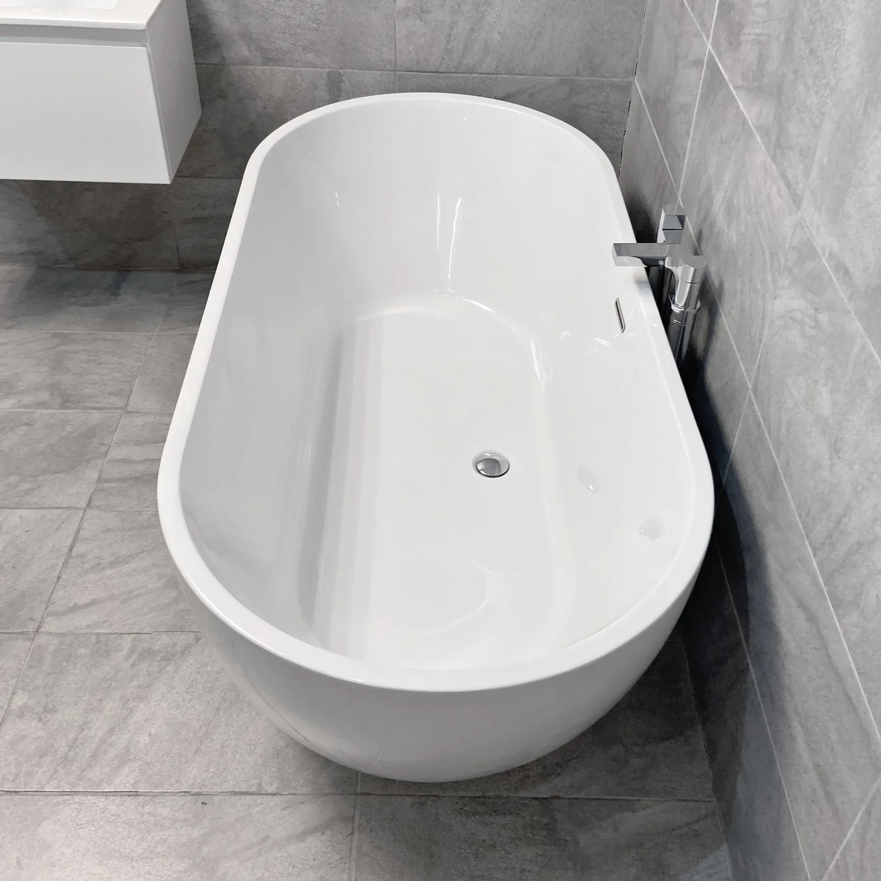 Talula Mino Wall Hung Vanity Unit + Charlotte Toilet WC Freestanding Bath Suite 8 Talula Mino Wall Hung Vanity Unit + Charlotte Toilet WC Freestanding Bath Suite - Image 6